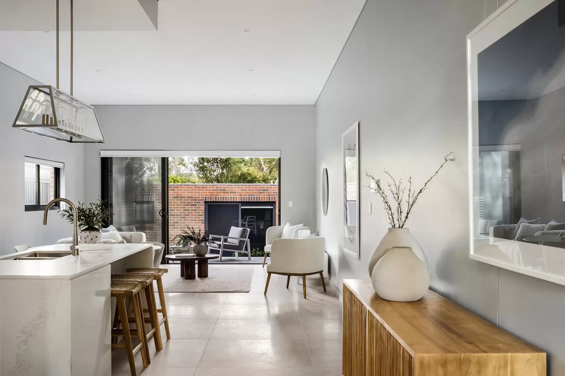 47 Gould Avenue, Lewisham - Thumbnail 2