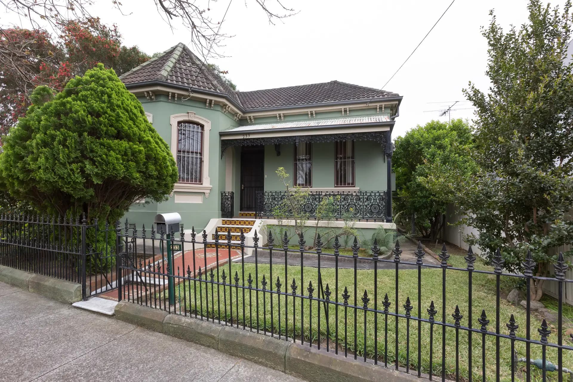 233 Addison Road, Marrickville - Thumbnail 2