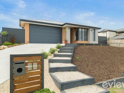 12 Norfolk Rise, San Remo - Image 1