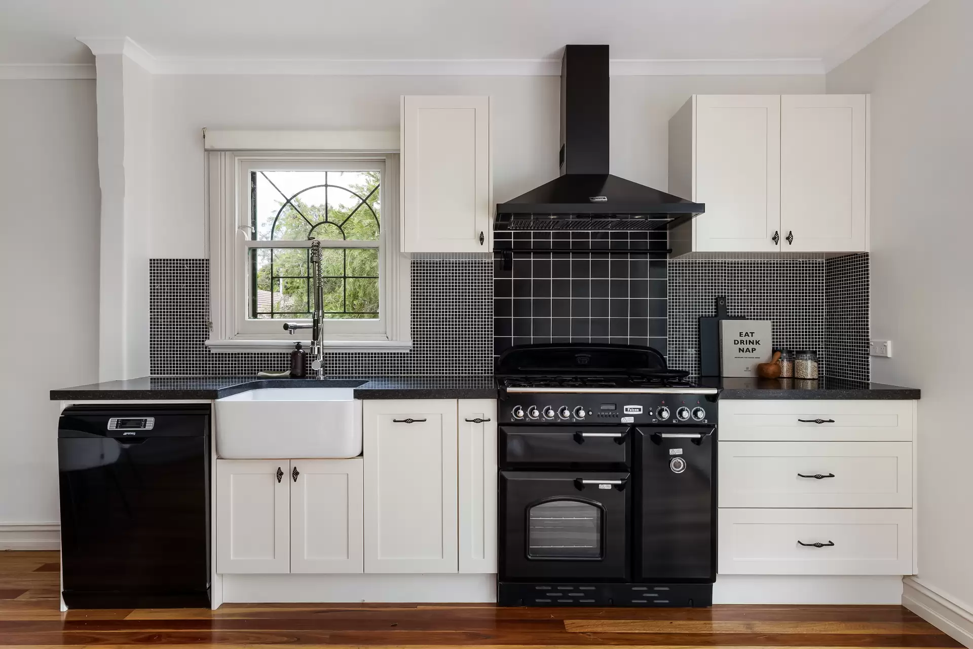 2 Audley Street, Petersham - Thumbnail 7