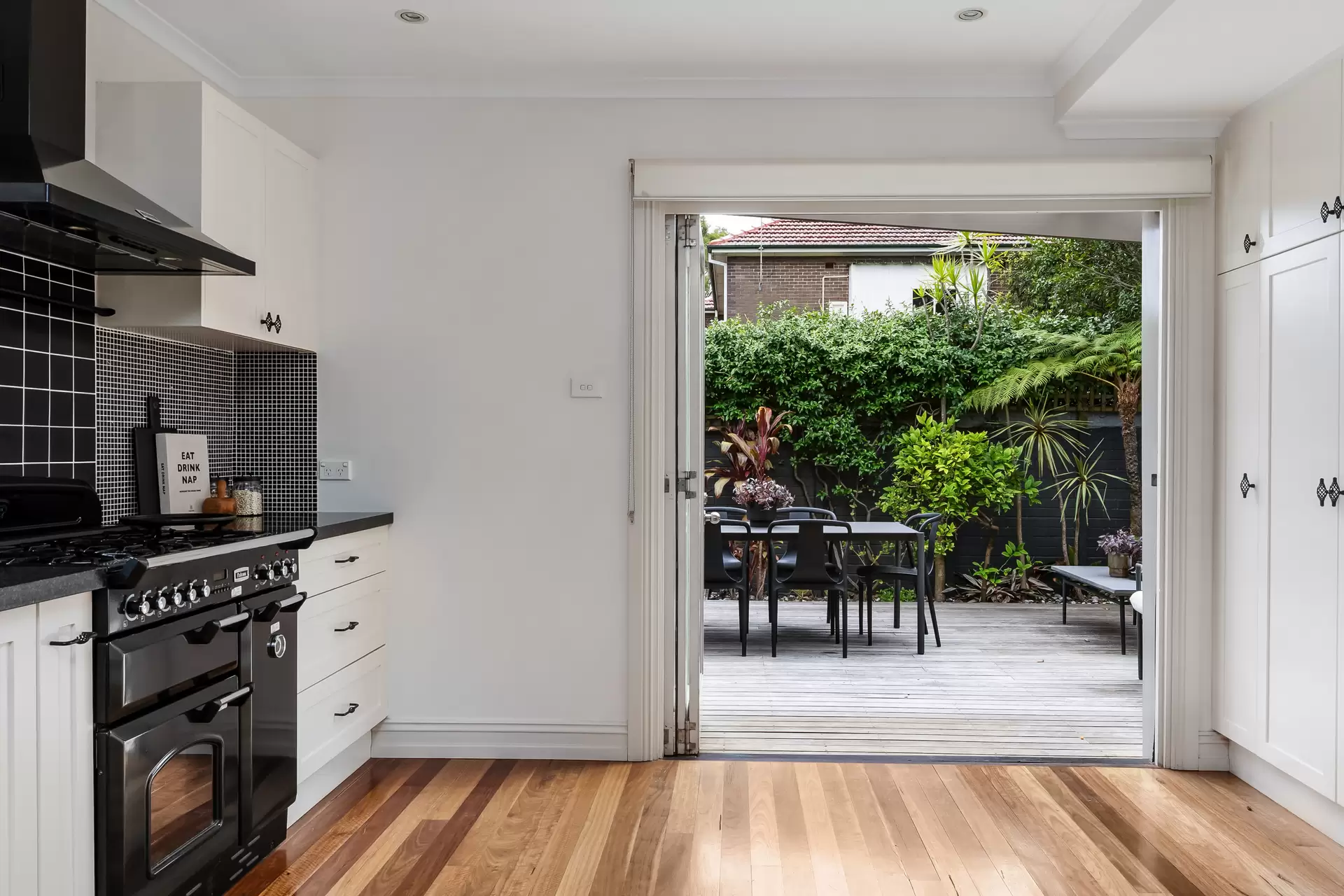 2 Audley Street, Petersham - Thumbnail 8