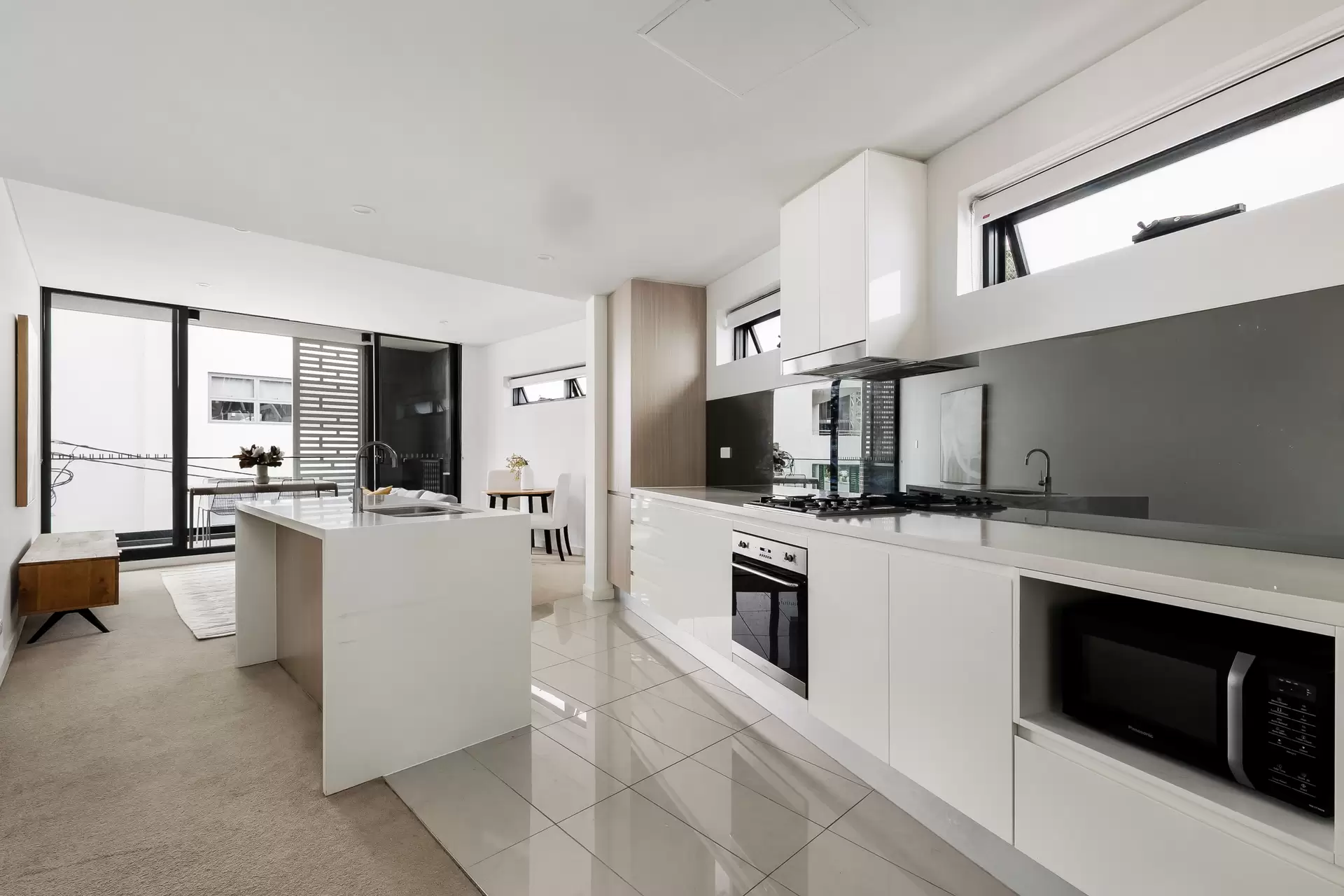 203/14 McGill Street, Lewisham - Thumbnail 2