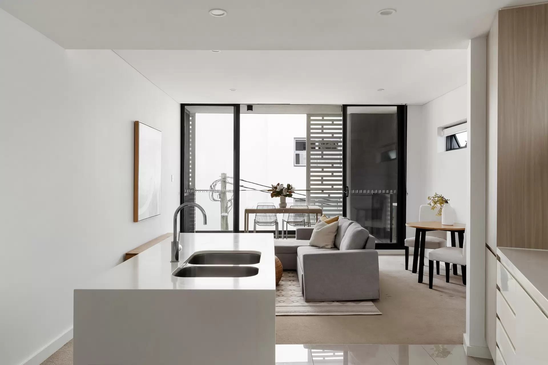 203/14 McGill Street, Lewisham - Thumbnail 5