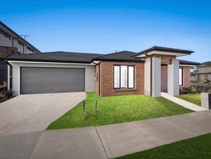 207 Maracana Avenue, Manor Lakes - Thumbnail 2