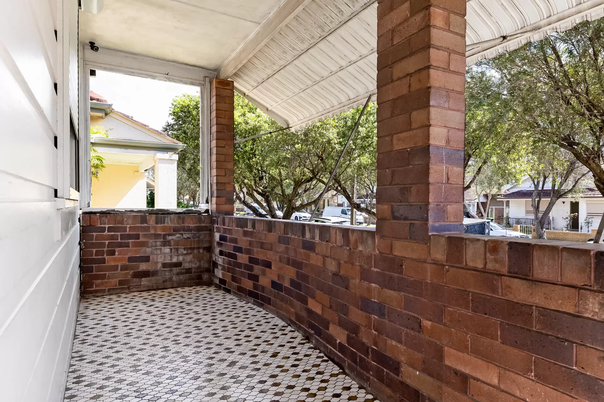 6 Ivy Street, Canterbury - Thumbnail 4