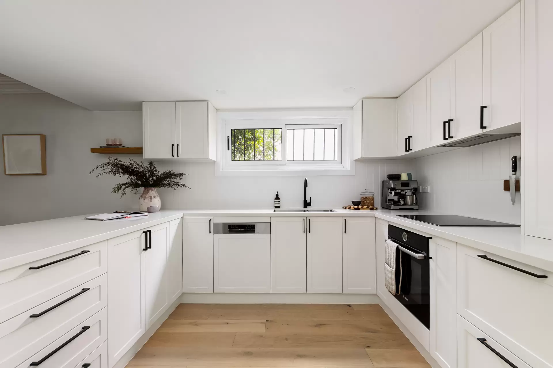 1/15-19 Egan Street, Newtown - Thumbnail 4