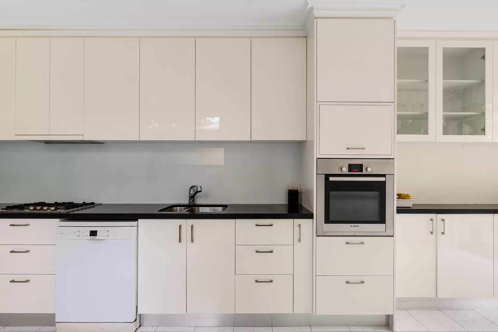 6 Bucknell Street, Newtown - Thumbnail 8