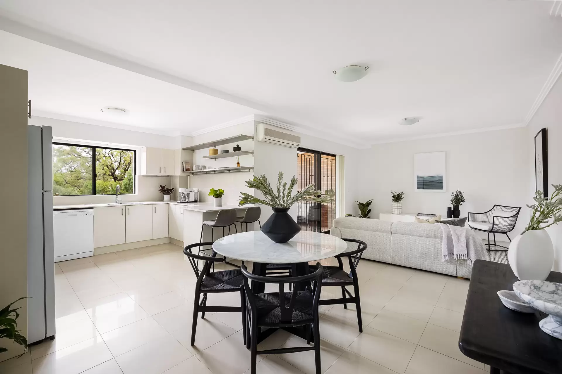 21/54-58 Sixth Avenue, Campsie - Image 1