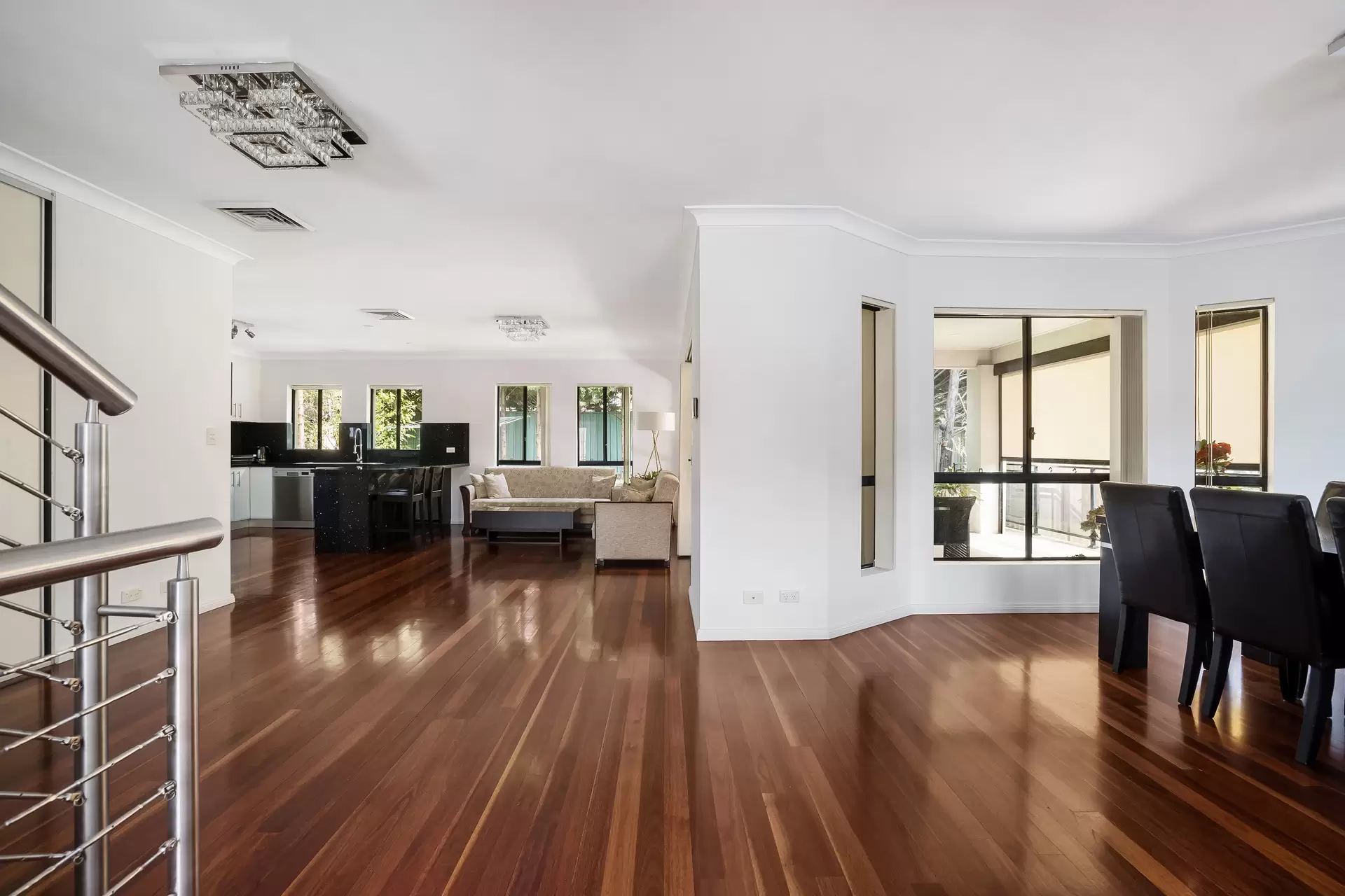 6 Bamboo Avenue, Earlwood - Thumbnail 2