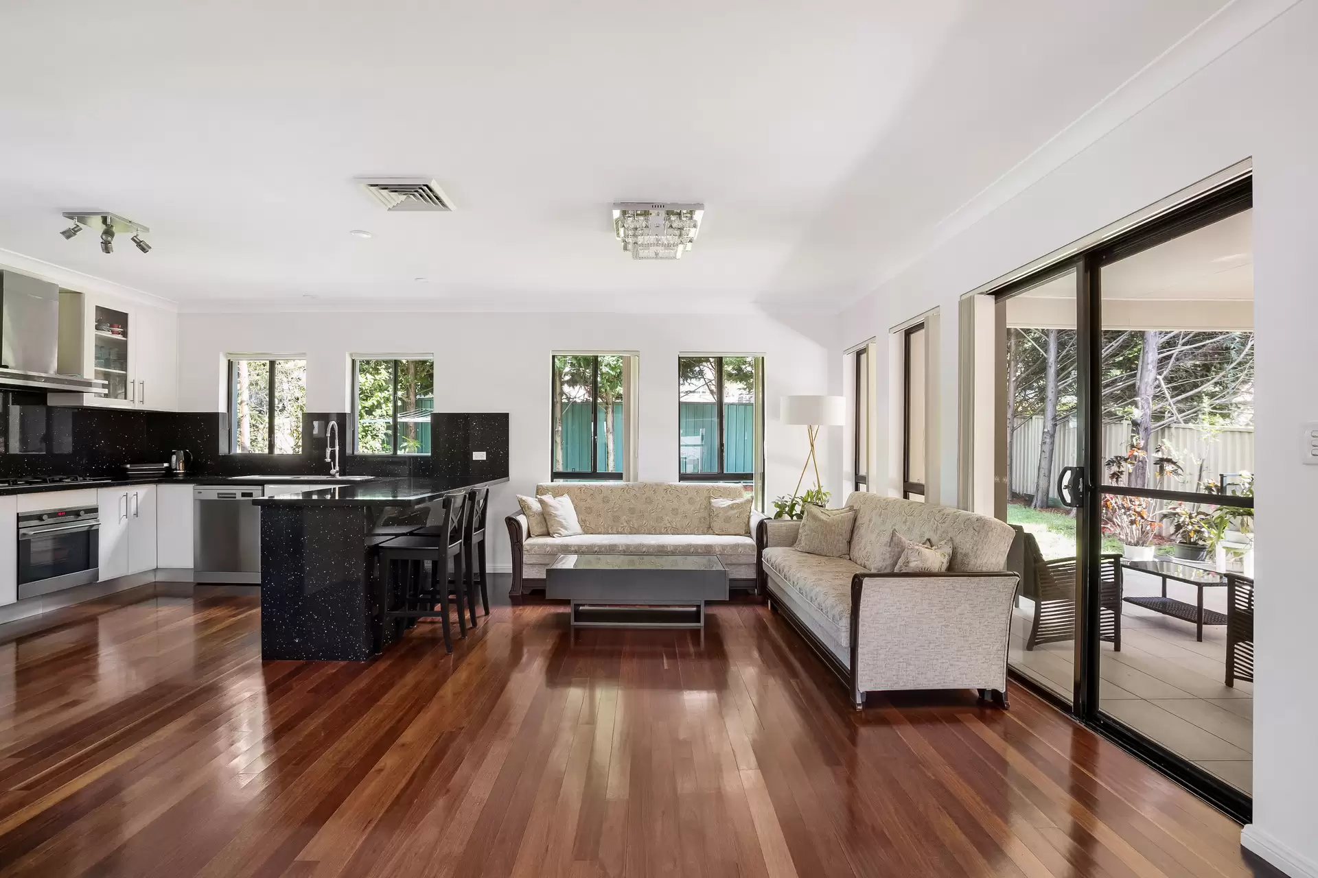 6 Bamboo Avenue, Earlwood - Thumbnail 8