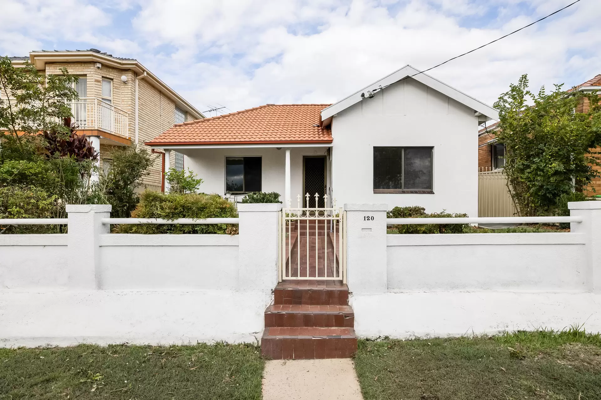 120 Woolcott Street, Earlwood - Image 1