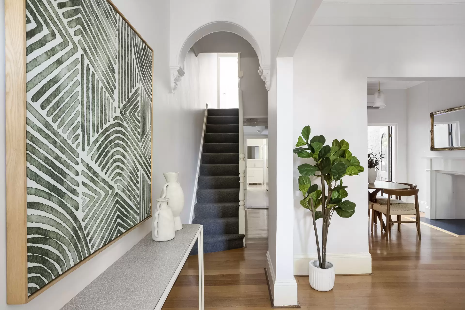 10 Holt Street, Newtown - Thumbnail 2