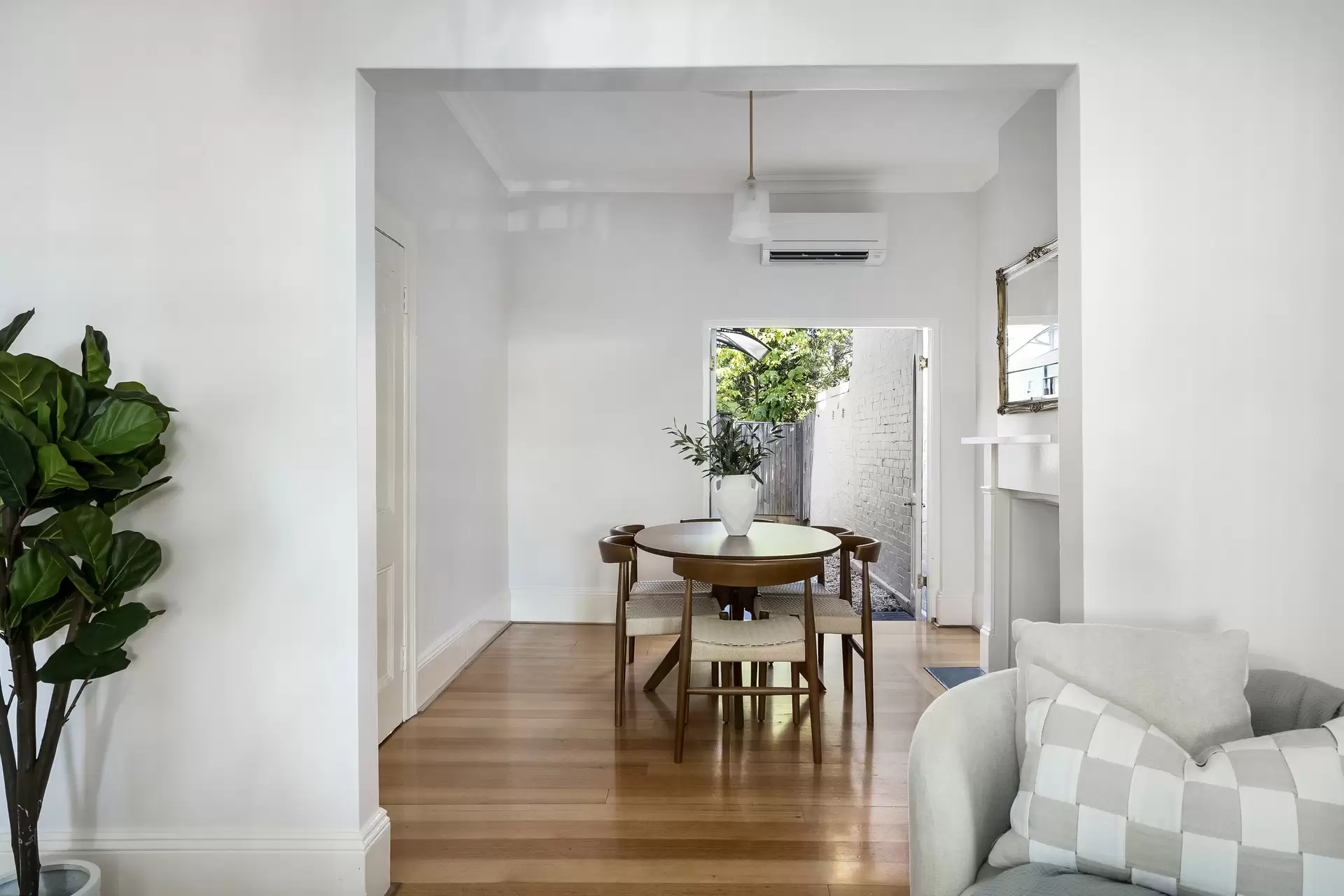 10 Holt Street, Newtown - Thumbnail 5