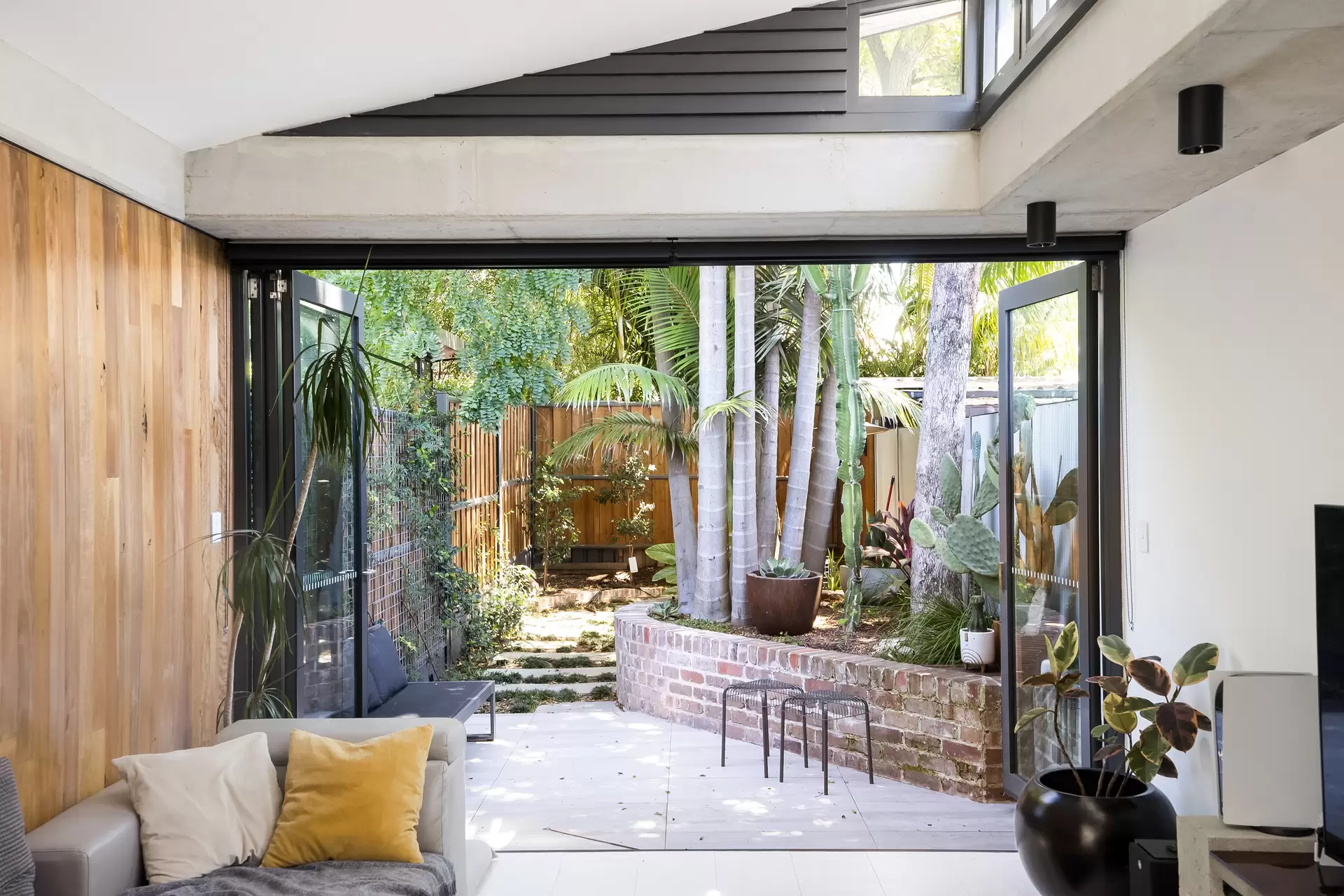72B Sutherland Street, St Peters - Thumbnail 7