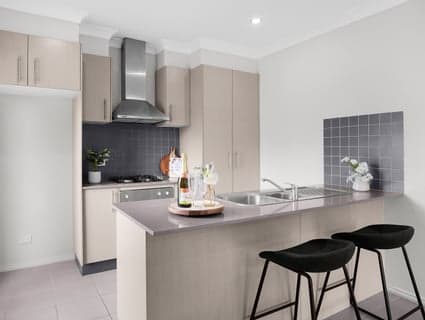 18 Arrowhead Street, Manor Lakes - Thumbnail 8