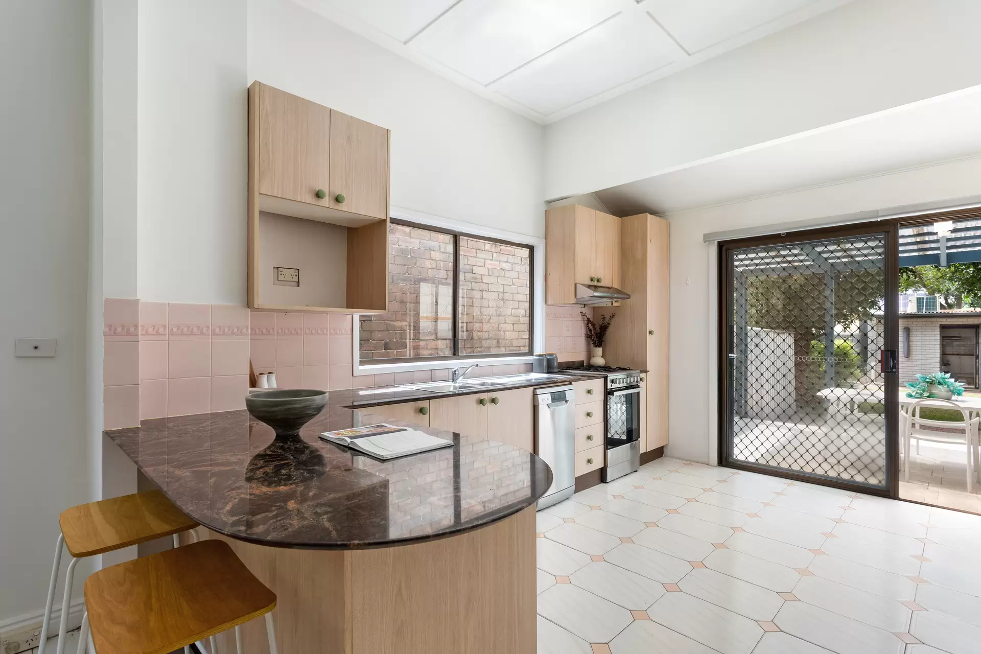 24 Frampton Avenue, Marrickville - Thumbnail 8