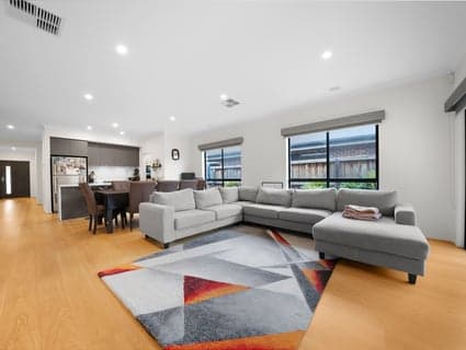 37 Honeycomb Avenue, Manor Lakes - Thumbnail 6