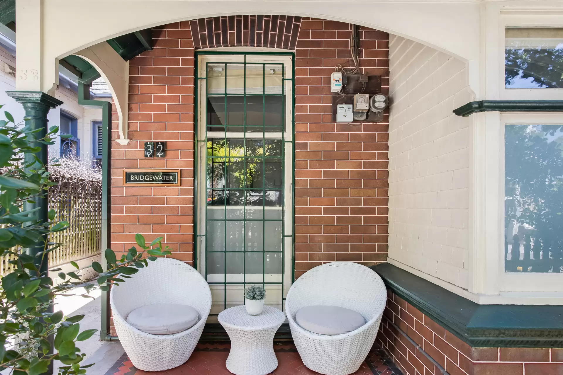 32 Simmons Street, Newtown - Thumbnail 2