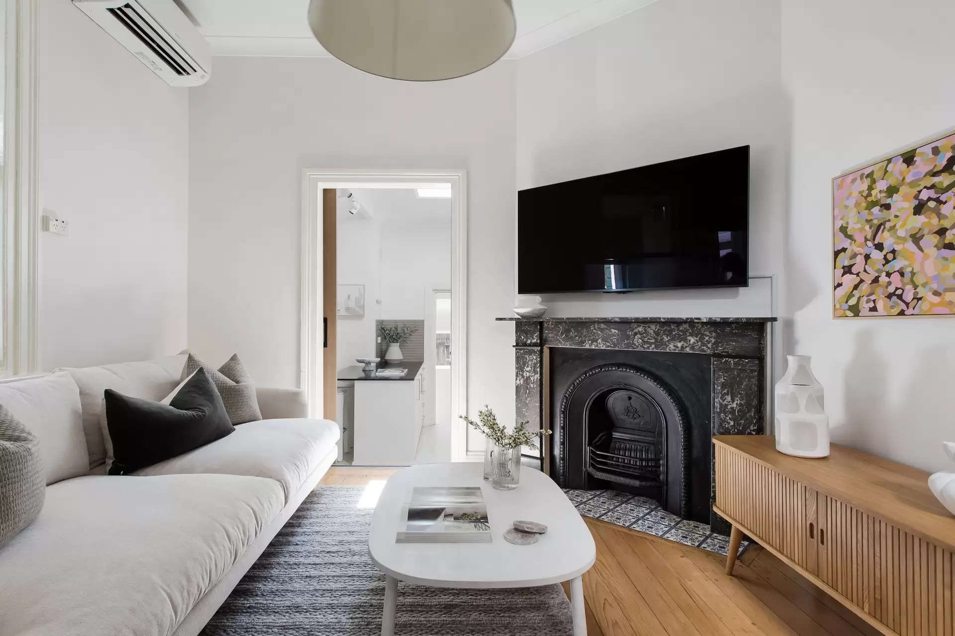 32 Simmons Street, Newtown - Thumbnail 4