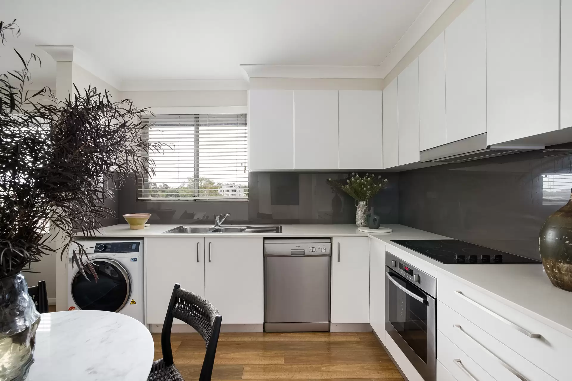 9/106-108 Constitution Road, Dulwich Hill - Thumbnail 4