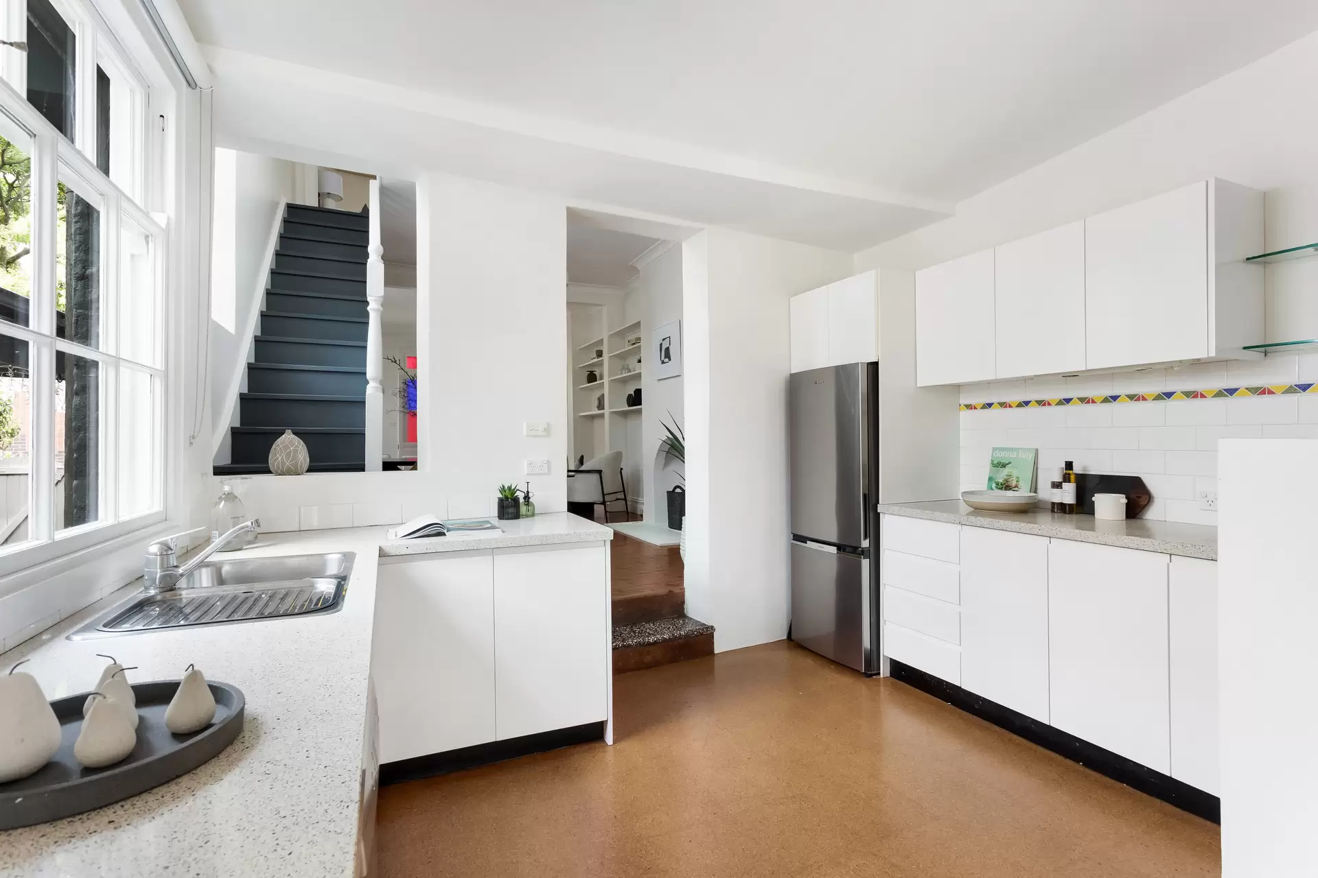 6 Whitehorse Street, Newtown - Thumbnail 7