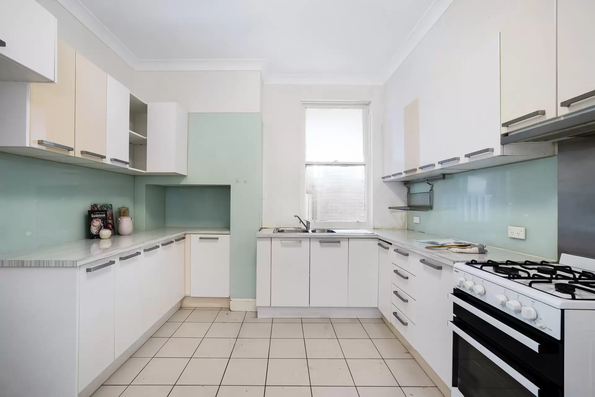 322 Canterbury Road, Hurlstone Park - Thumbnail 8