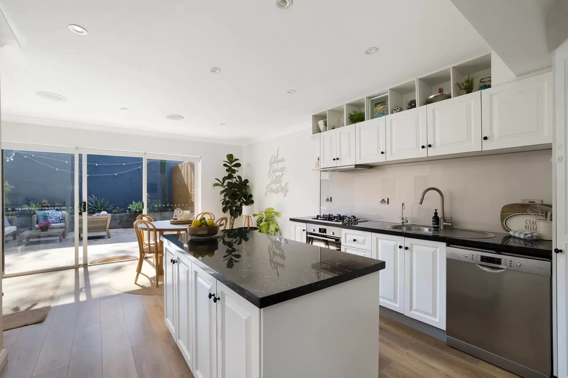 24 Denning Street, Petersham - Thumbnail 8