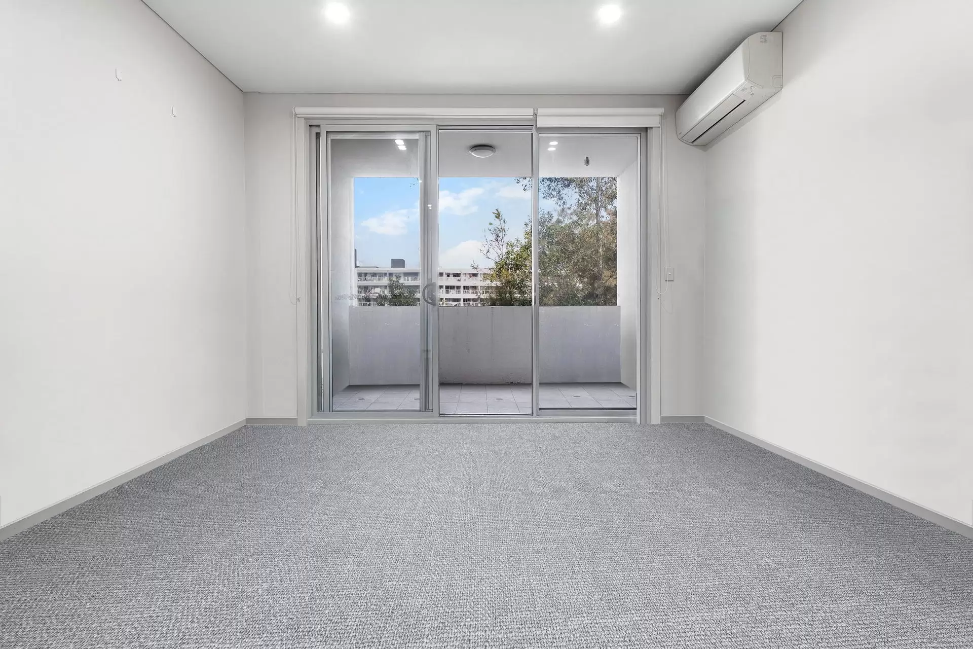 201/8 Broughton Street, Canterbury - Image 1