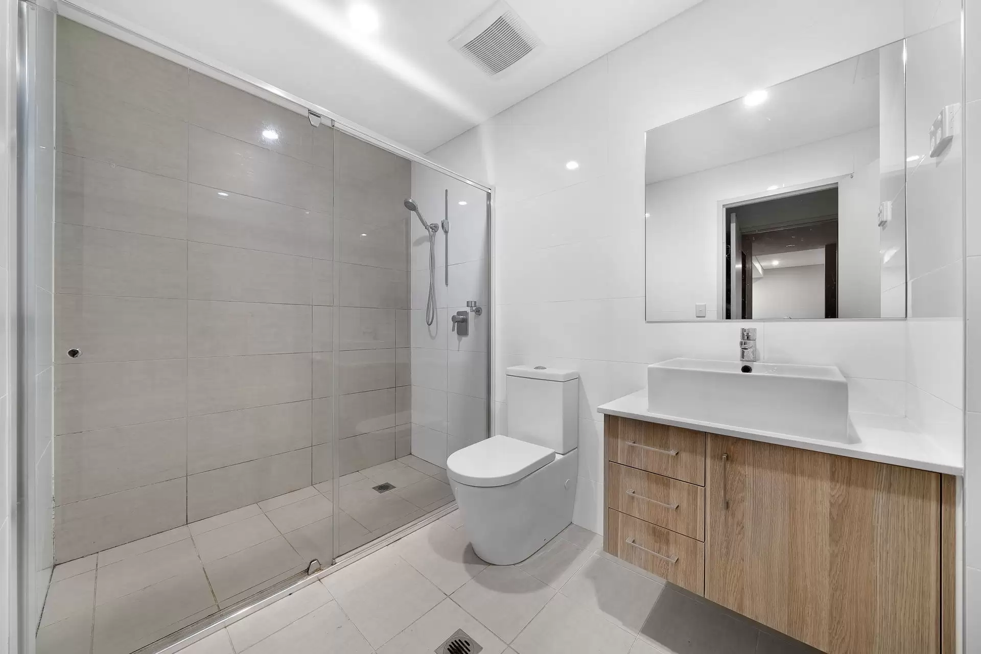 201/8 Broughton Street, Canterbury - Thumbnail 5