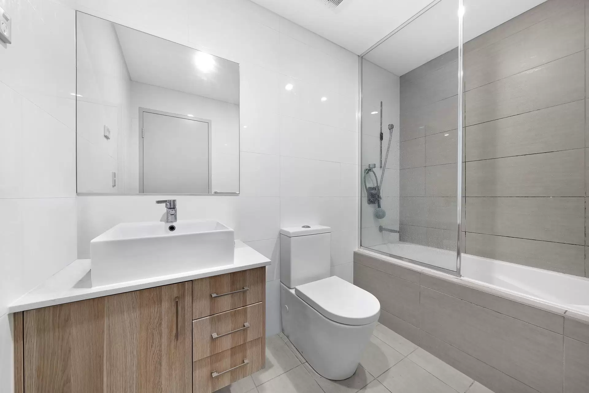 201/8 Broughton Street, Canterbury - Thumbnail 6
