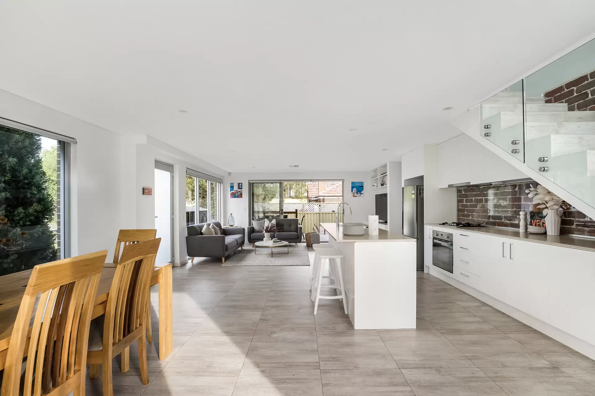 20C Warejee Street, Kingsgrove - Thumbnail 3
