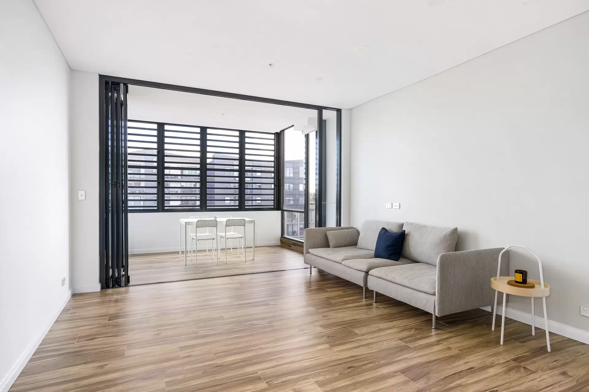 601/16 Hudson Street, Lewisham - Thumbnail 2