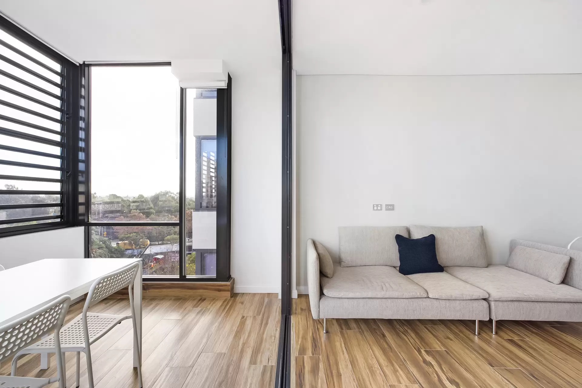 601/16 Hudson Street, Lewisham - Thumbnail 5