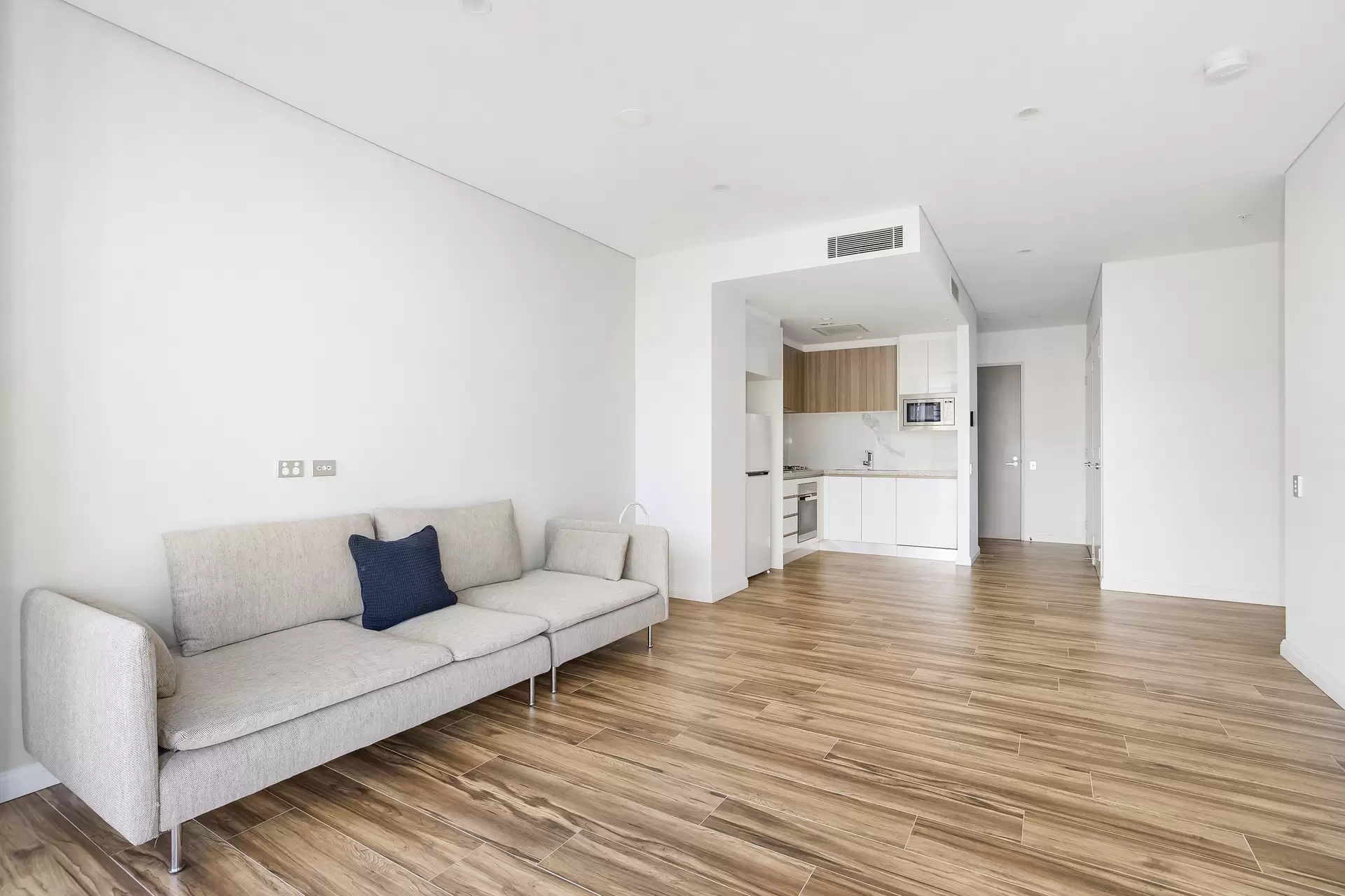 601/16 Hudson Street, Lewisham - Thumbnail 6