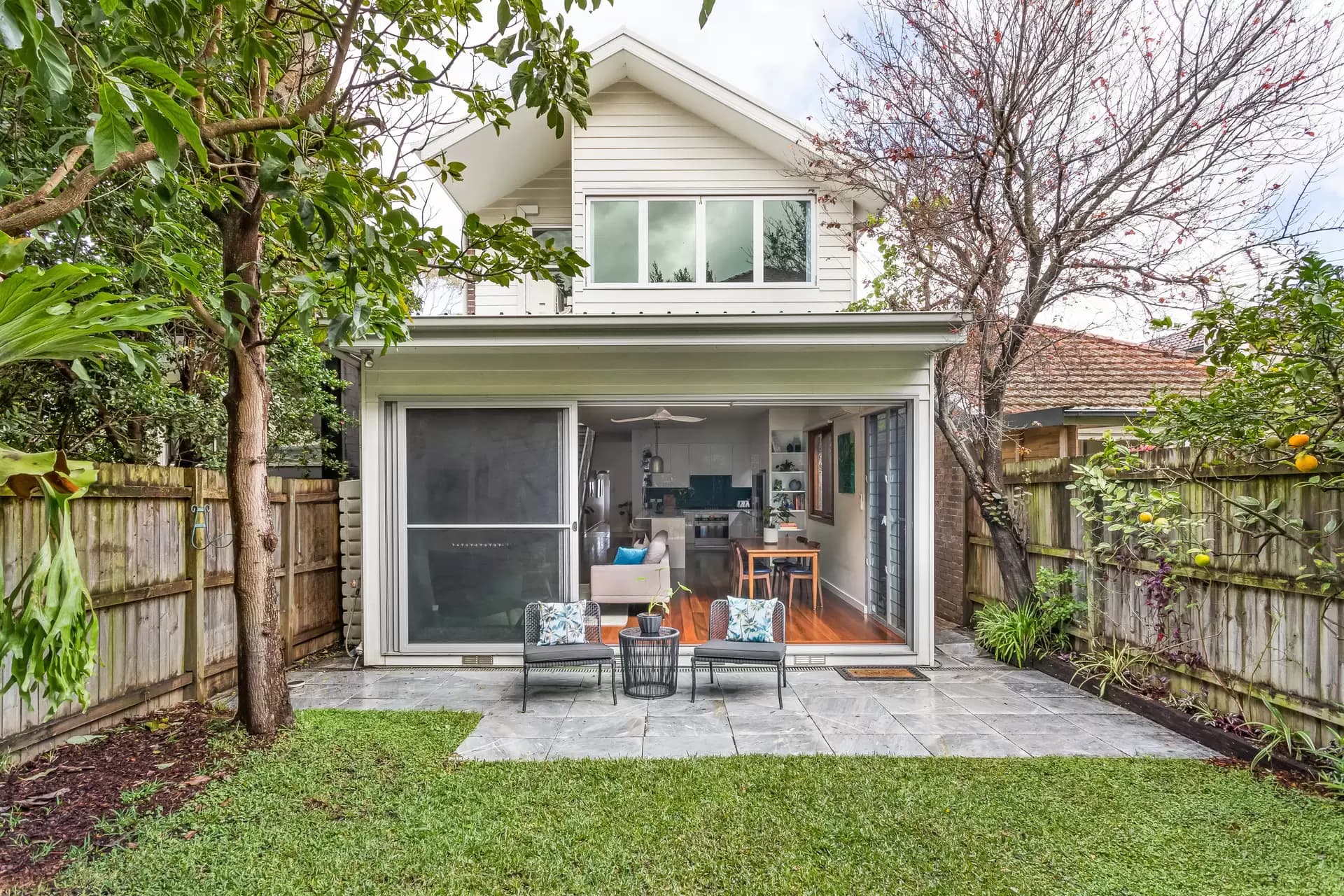 6 York Crescent, Petersham - Image 1