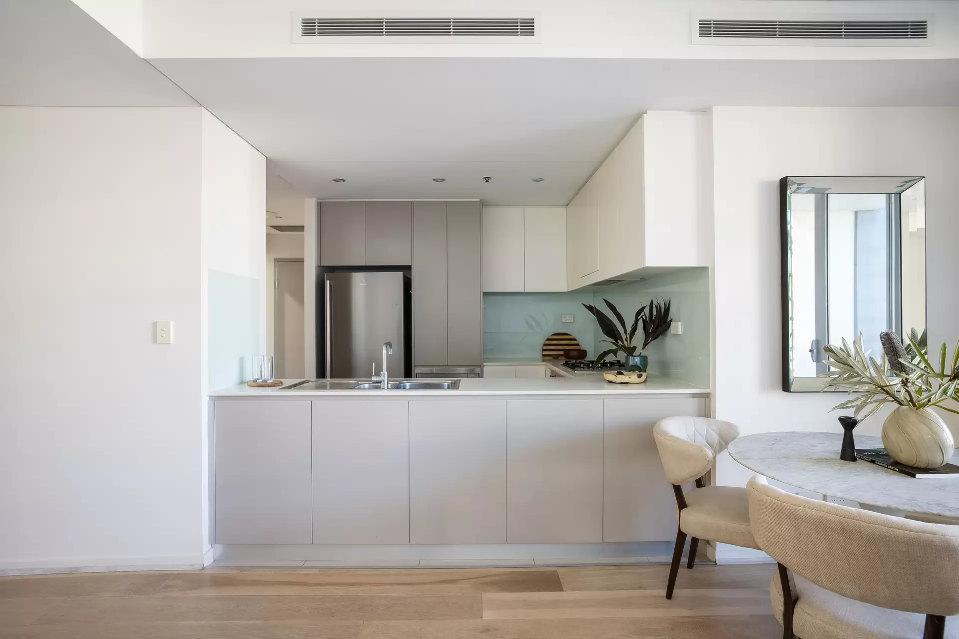 703B/8 Bourke Street, Mascot - Thumbnail 7