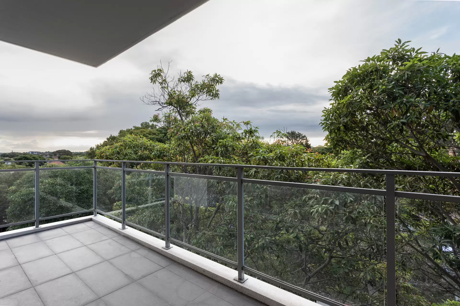 301/32 Alice Street, Newtown - Thumbnail 3