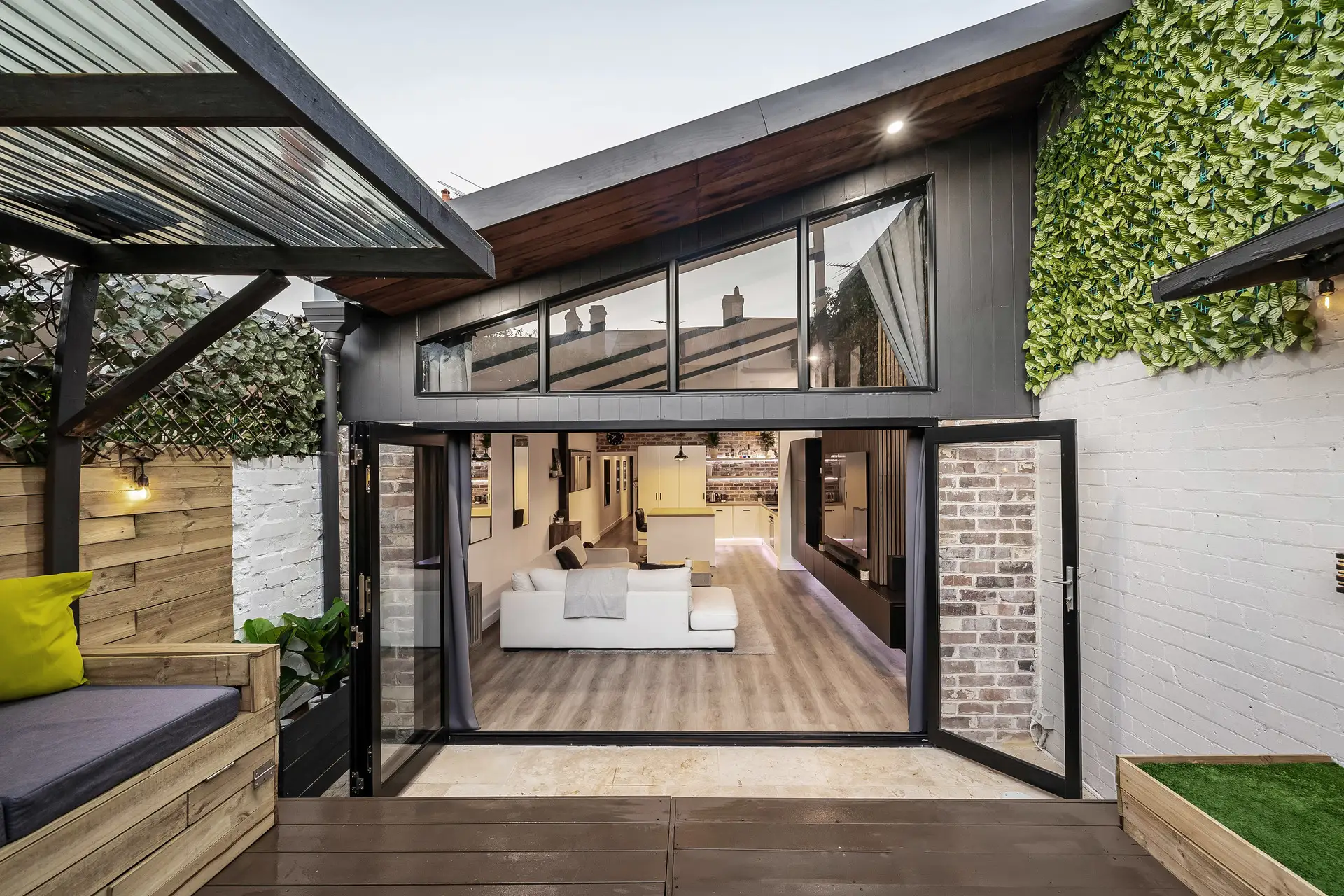 14 Egan Street, Newtown - Thumbnail 6