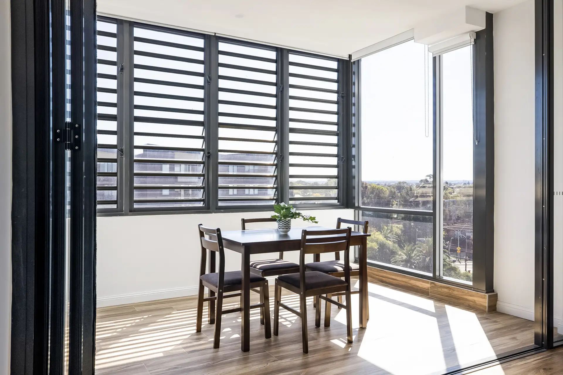 701/16 Hudson Street, Lewisham - Thumbnail 4