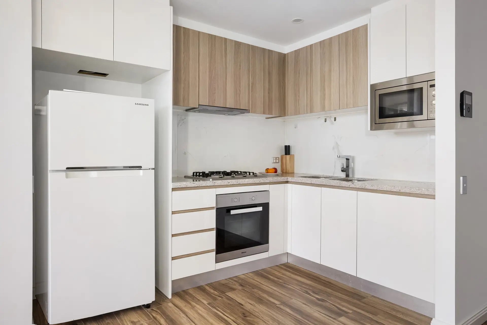701/16 Hudson Street, Lewisham - Thumbnail 6