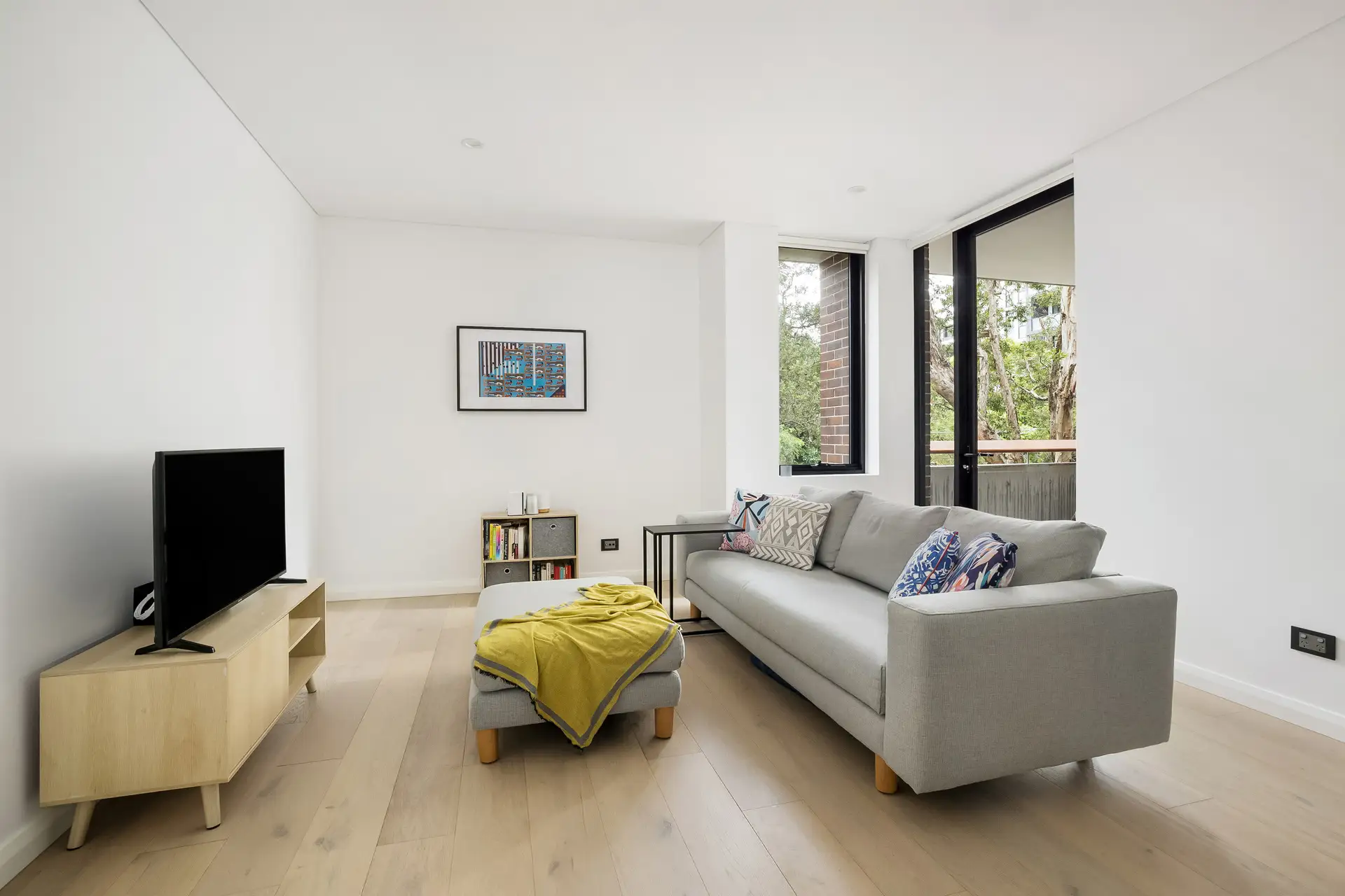 102/15 Regent Street, Petersham - Image 1
