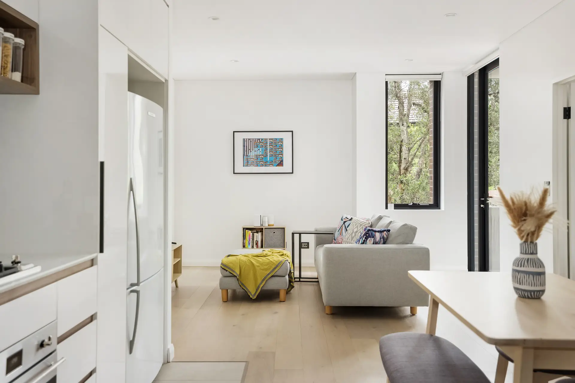 102/15 Regent Street, Petersham - Thumbnail 3