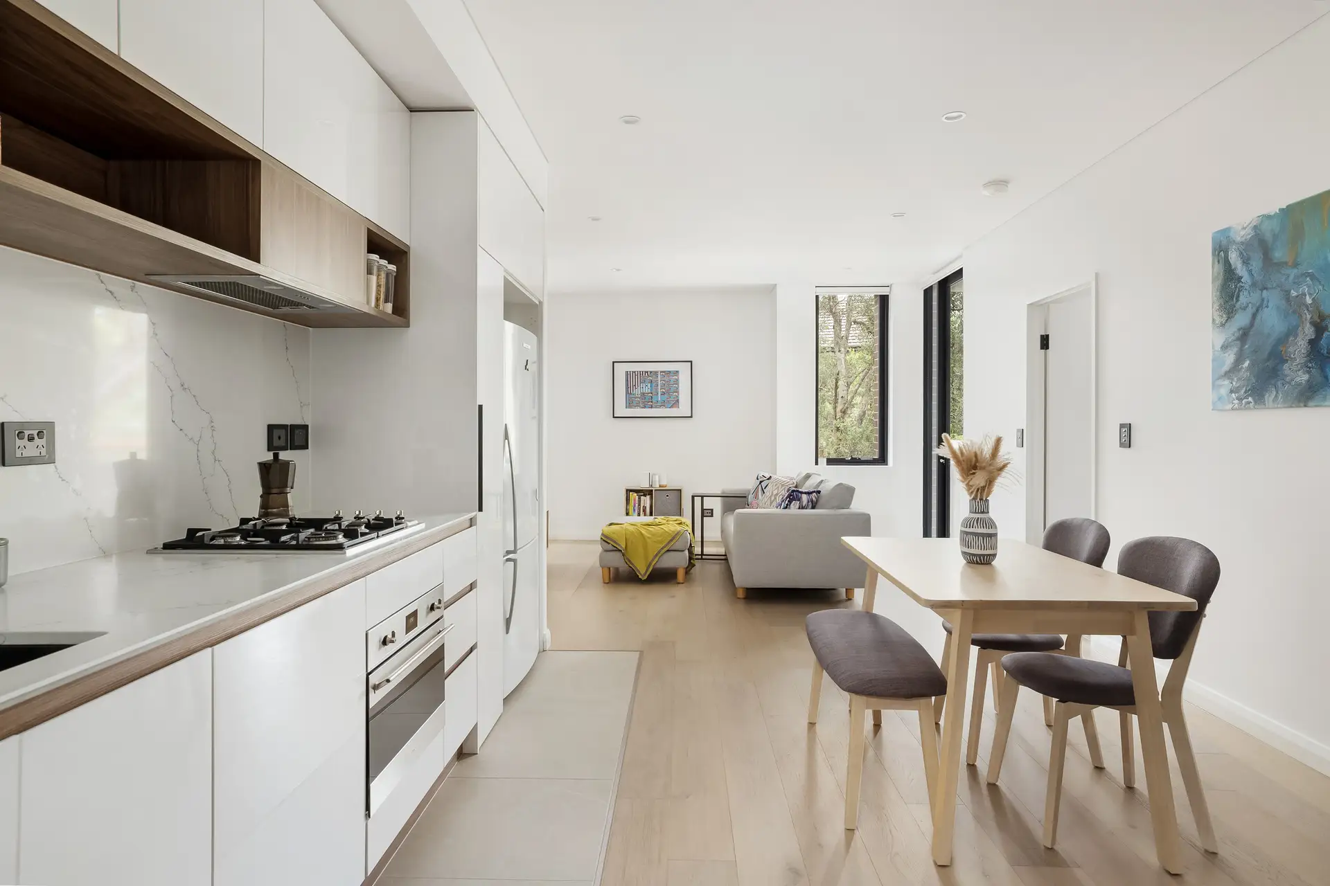 102/15 Regent Street, Petersham - Thumbnail 4