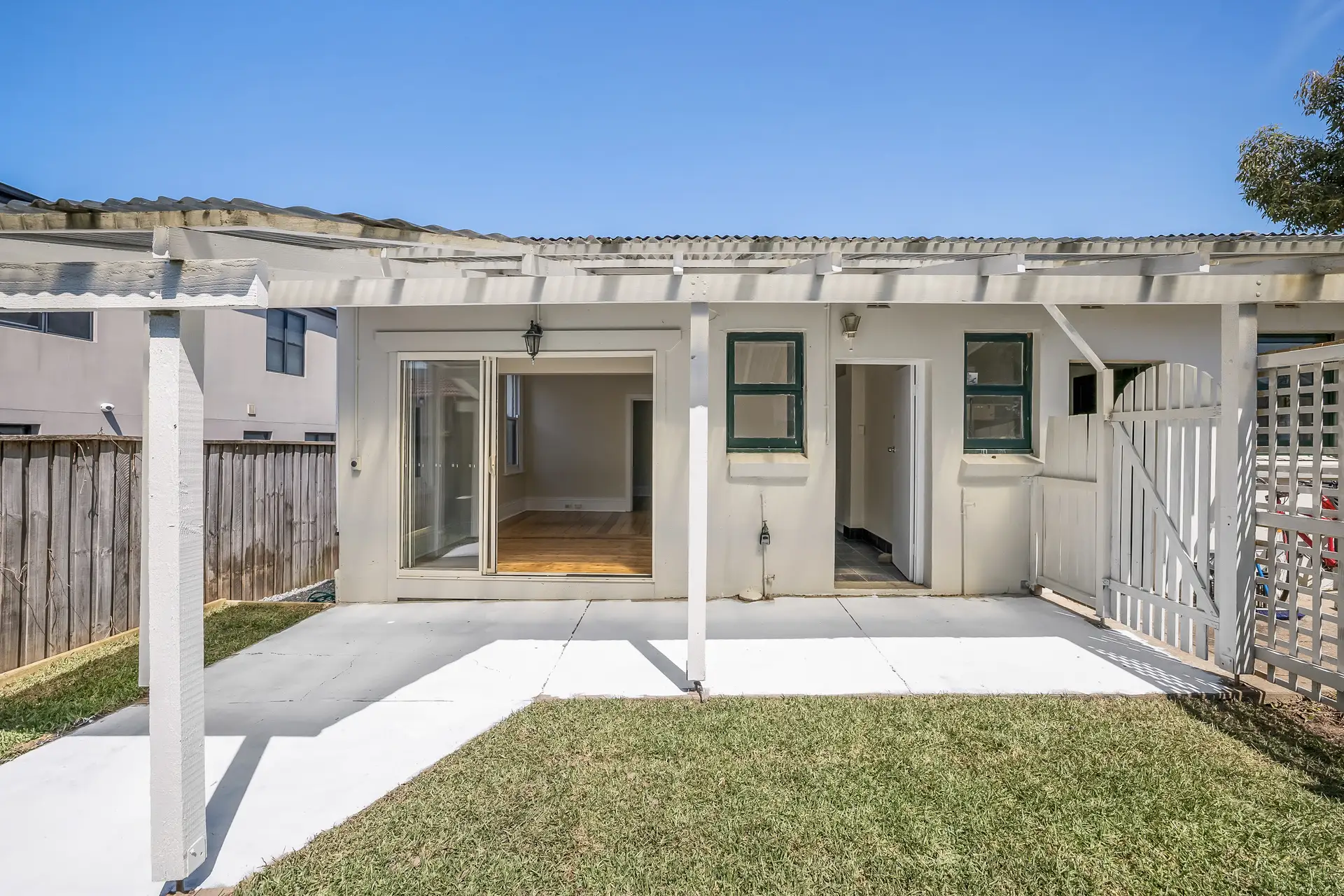 4/13 Hastings Street, Marrickville - Image 1