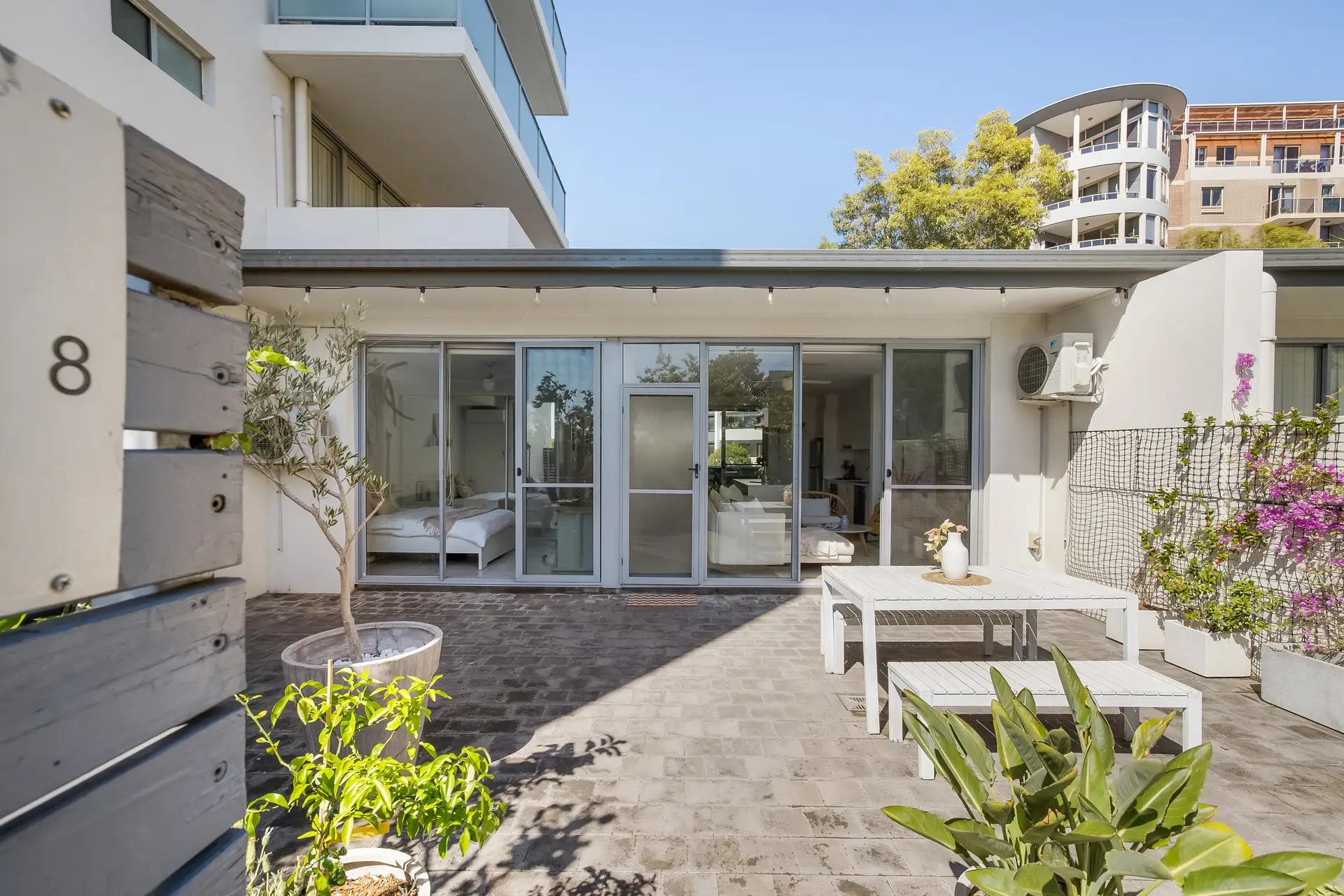 8/5 Lusty Street, Wolli Creek - Image 1