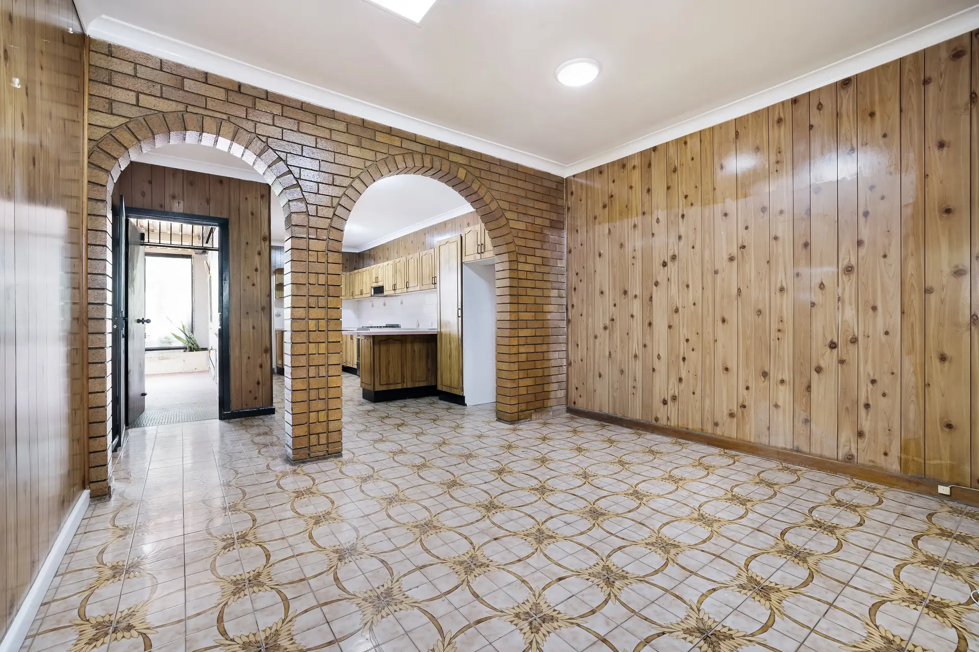 46 Unwins Bridge Road, St Peters - Thumbnail 3