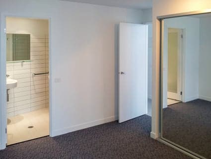 412/673 La Trobe Street, Docklands - Thumbnail 4