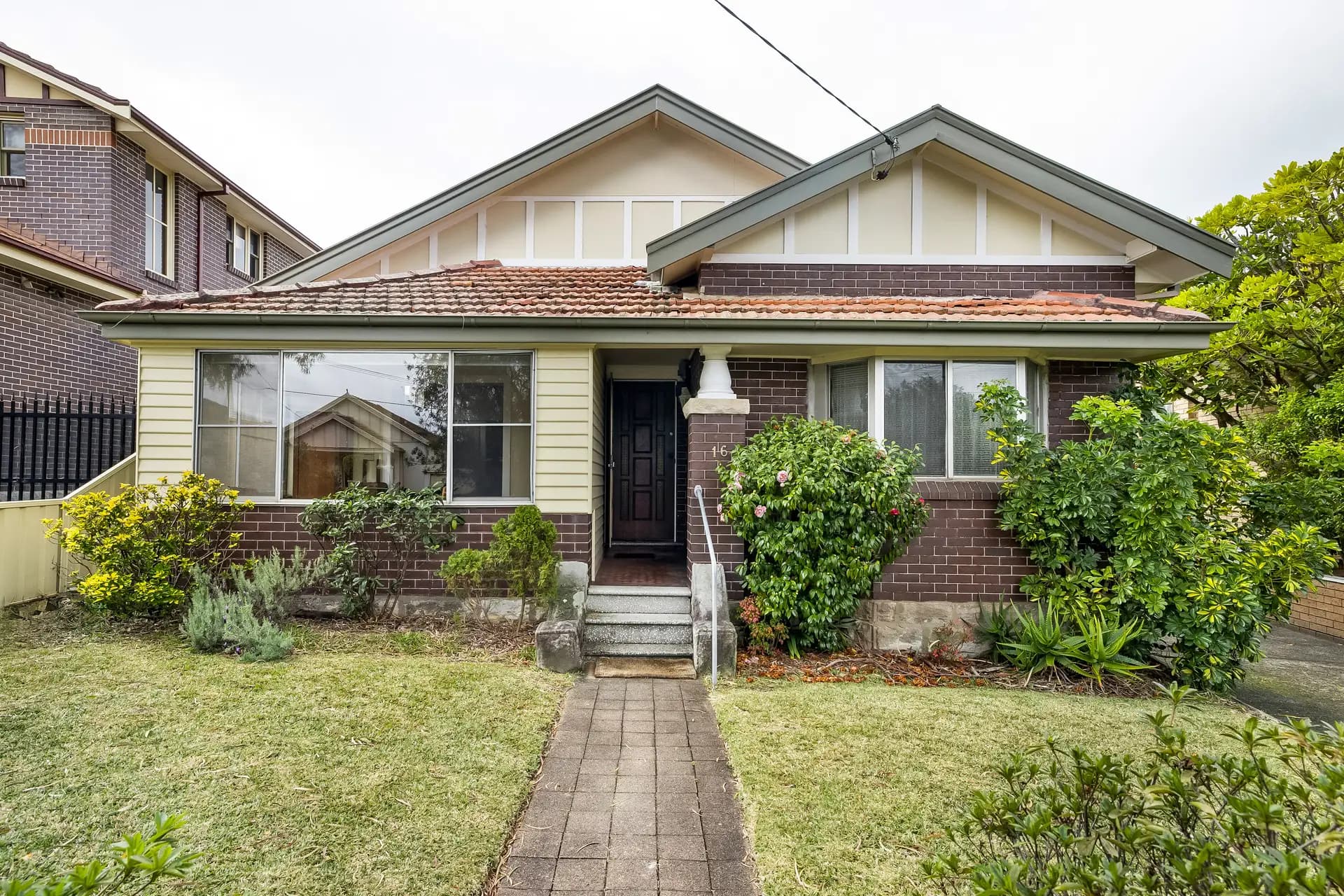 16 Airedale Avenue, Earlwood - Image 1