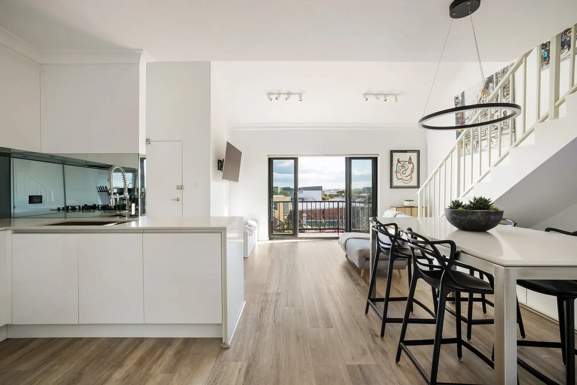 202/4 Applebee Street, St Peters - Image 1