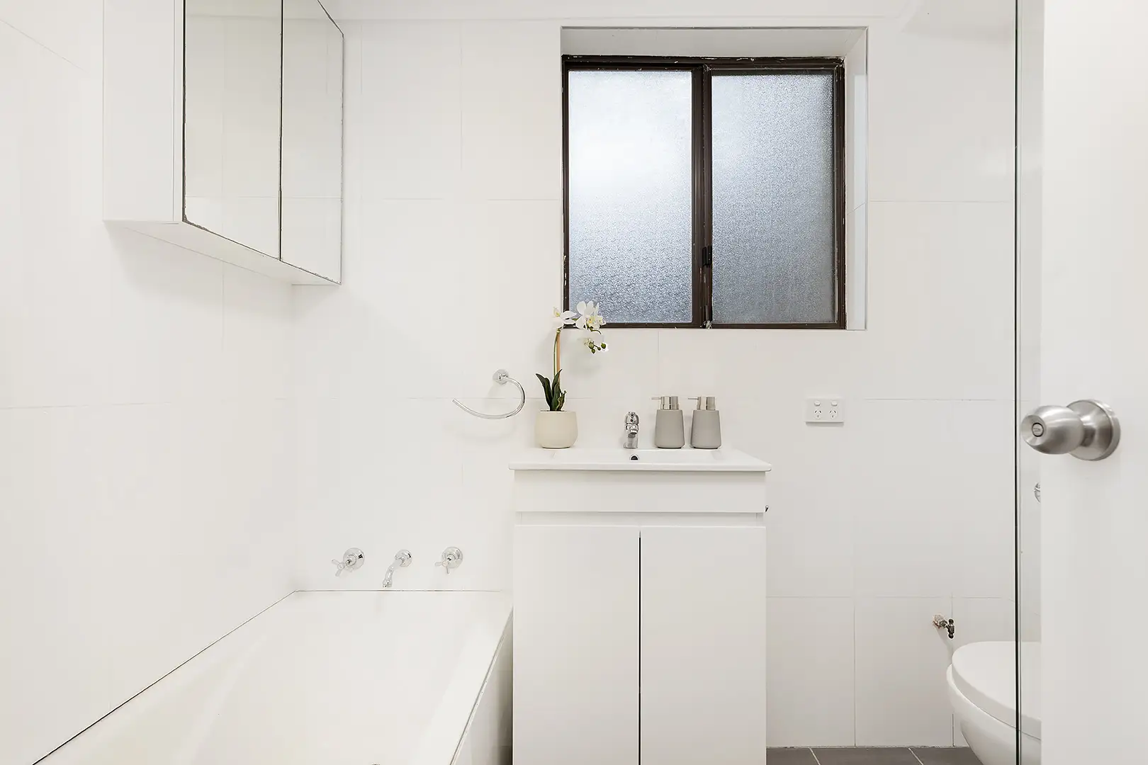 1/2-4 Glen Street, Marrickville - Thumbnail 7